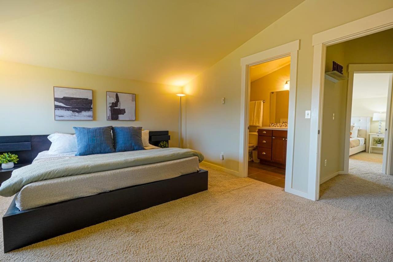 Stylish North Seattle Townhouse- Dual Master Suites Exterior foto