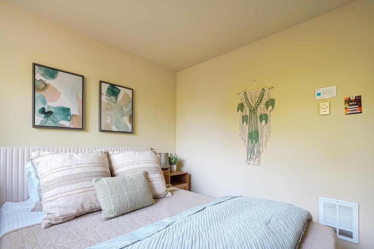 Stylish North Seattle Townhouse- Dual Master Suites Exterior foto