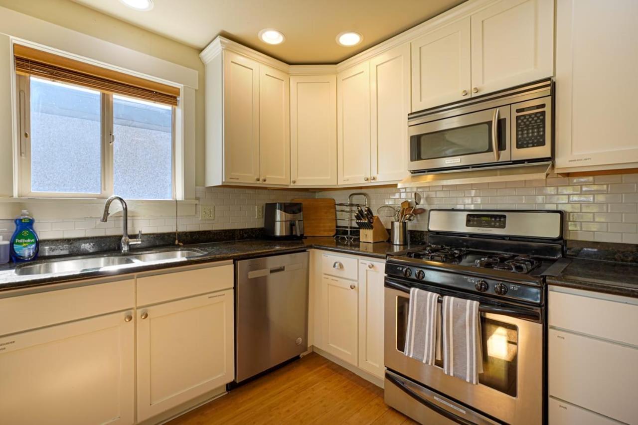 Stylish North Seattle Townhouse- Dual Master Suites Exterior foto